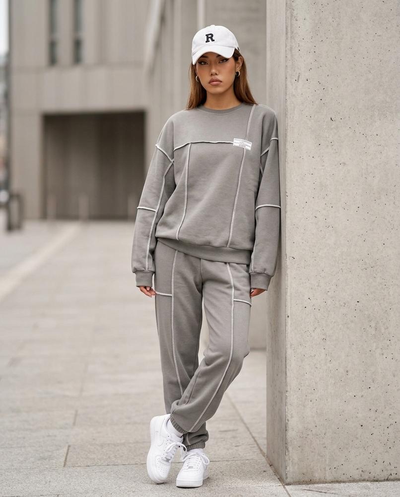 Statement Street - Yovel | Kurz-geschnittener Kontrastgesteppter Anzug Damen