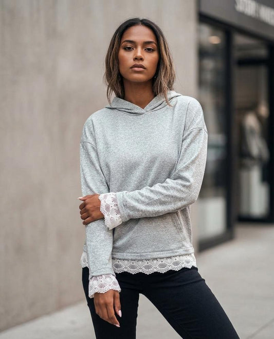 Statement Street - Varev | Spitzenbesetzter Melierter Hoodie Damen